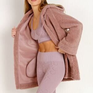 VARLEY Cowan Sherpa Teddy Fleece Hoodie Jacket Deauville Pink